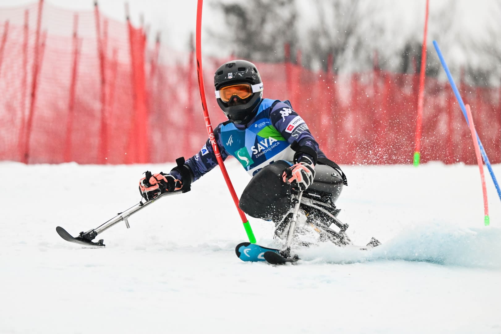 FELLOW 40th Anniversary スキー Disability Pride Month: Para Alpine Skiing's 45-Year-Old Rookie
